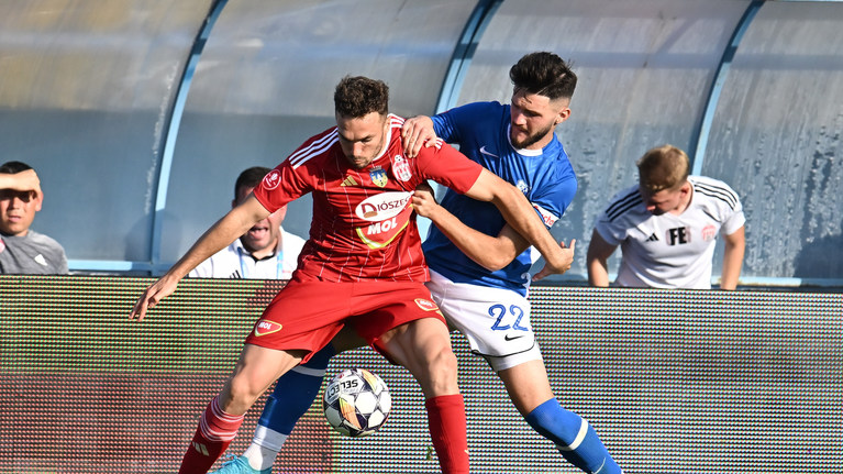 OFICIAL | Gabriel Debeljuh a revenit în Superliga! Atacantul a fost prezentat oficial de noua sa echipă