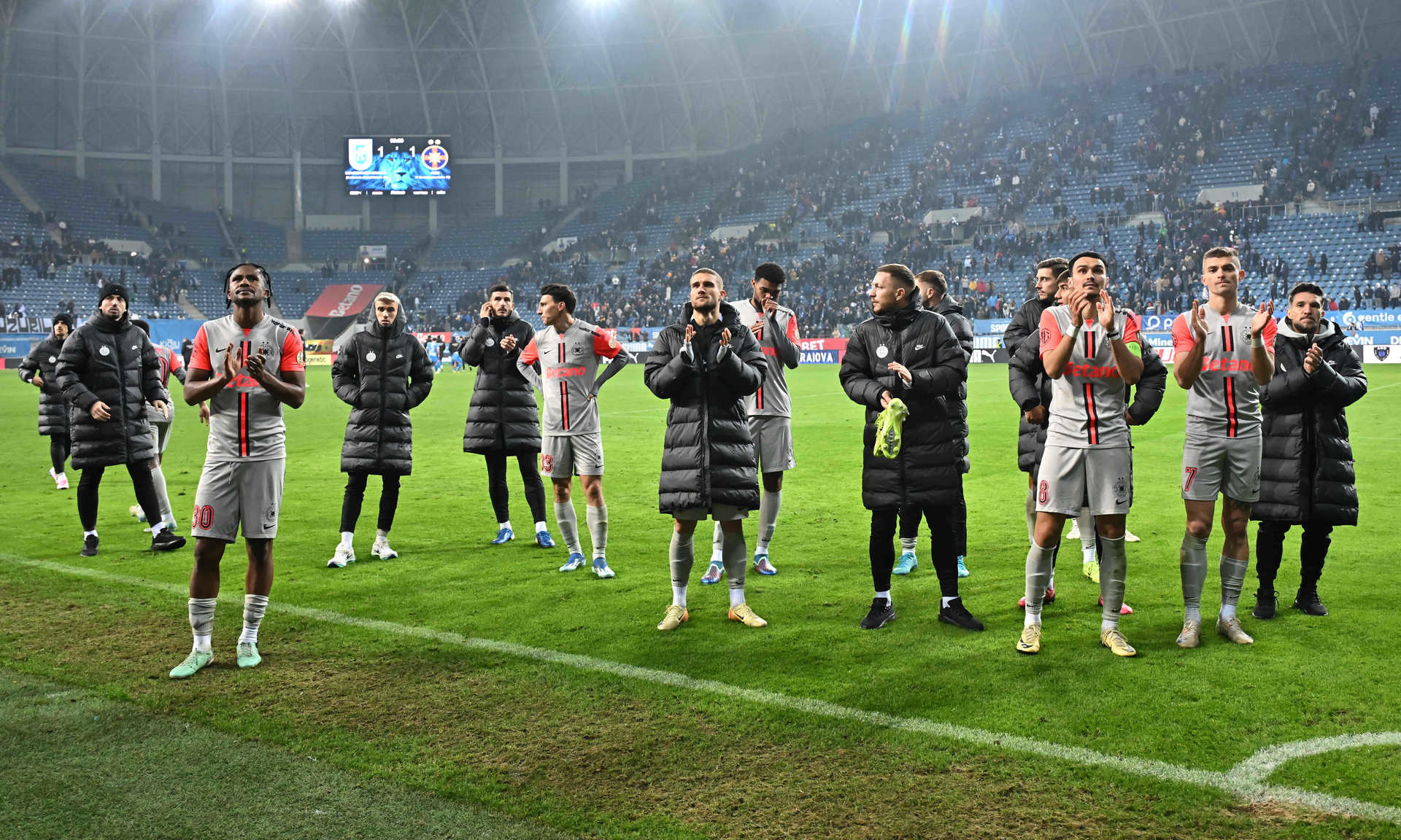 Revenire în SuperLigă! Un fost jucător al FCSB-ului urmează cu o echipă ce luptă pentru play-off