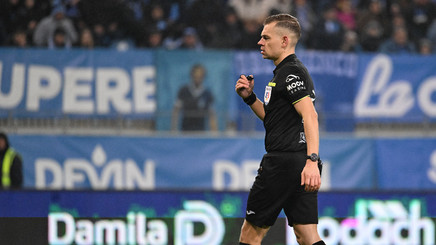 George Cătălin Roman şi Marcel Bîrsan arbitrează meciurile de sâmbătă din Superliga