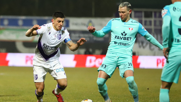 VIDEO | FC Argeş – UTA Arad, în direct pe Prima Sport 1 şi PrimaPlay.ro! Fază discutabilă de arbitraj în prima repriză