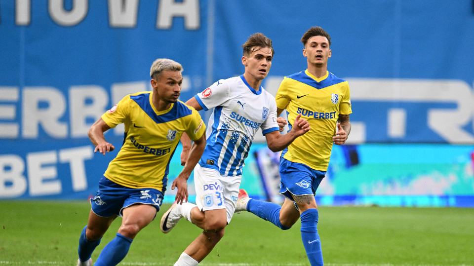 //i0.1616.ro/media/581/3142/38109/22326367/1/universitatea-craiova-farul-constanta-superliga-superbet-14-09-2025.jpg