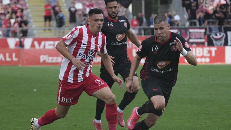 VIDEO | Csikszereda – UTA Arad, ASTĂZI, de la 15:00, în direct pe Prima Sport 1 şi PrimaPlay.ro! Arădenii au nevoie să câştige pentru a rămâne în cărţi pentru play-off