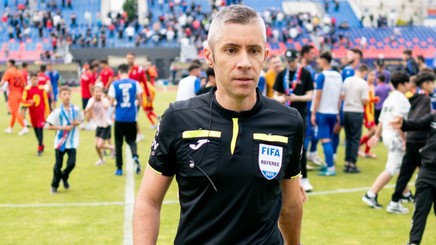 Radu Petrescu şi Marcel Bîrsan arbitrează meciurile de duminică din Superliga