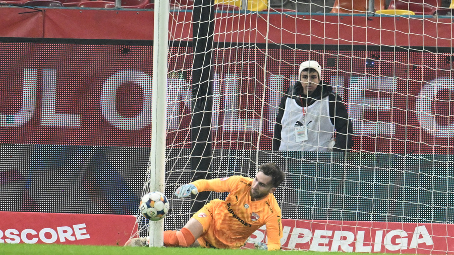 Unirea Slobozia, o nouă echipă pe lista celor care critică arbitrajul: „Trebuia să se facă verificarea VAR. Nu mă interesează greşelile faţă de alte echipe, mă interesează cele făcute contra noastră”