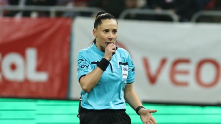 Gigi Becali, derapaj după ce a aflat că Iuliana Demetrescu va arbitra FCSB-Metaloglobus: „Ce să caute o femeie? Du-te la femei, la fotbal de femei şi arbitrează femei, că aveţi fotbal de femei”