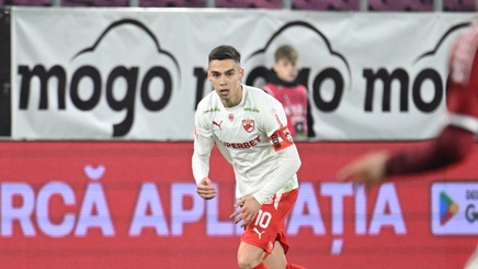 Victor Angelescu l-a pus la punct pe Cătălin Cîrjan: "Nu ai cum să ajungi fotbalist mare"