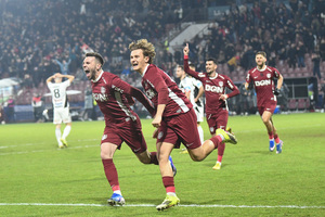 VIDEO | CFR Cluj - Rapid, ASTĂZI, de la 21:45, în direct pe Prima Sport 1 şi PrimaPlay.ro

