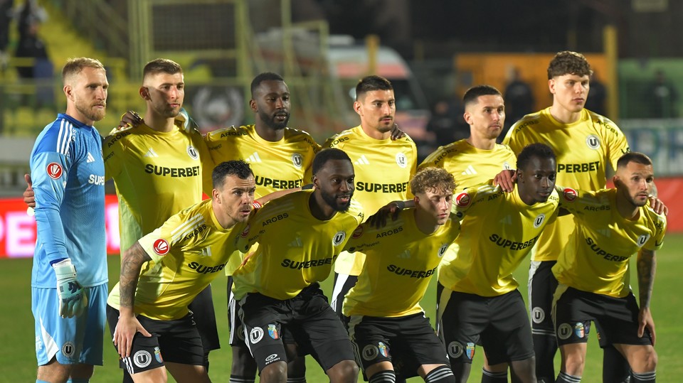 //i0.1616.ro/media/581/3142/38109/22386807/1/fc-arges-fc-universitatea-cluj-superliga-superbet-play-off-21-03-2026.jpg
