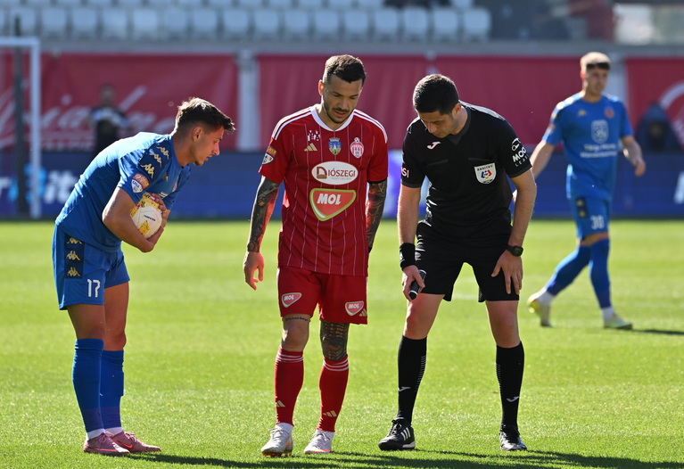 Arbitru din Superliga, prezentat oficial la un club din play-off: ”Rigoare şi experienţă la cel mai înalt nivel”
