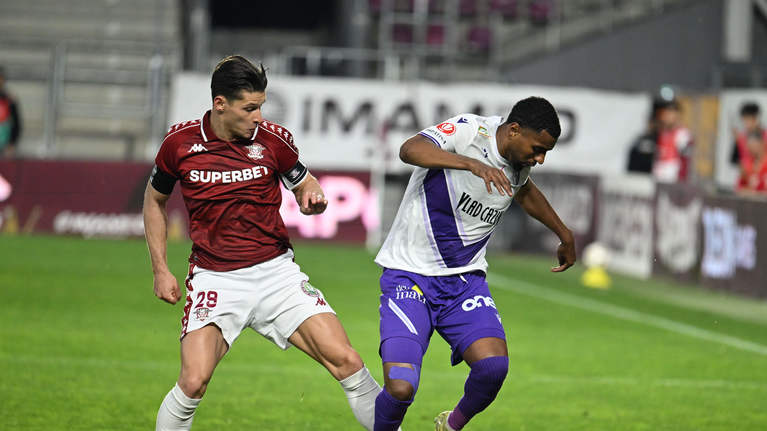 VIDEO | Rapid – FC Argeş, în direct pe Prima Sport 1 şi PrimaPlay.ro! Piteştenii pun presiune la poarta lui Aioani