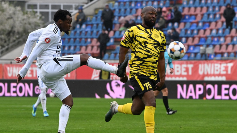 VIDEO | FC Botoşani – Metaloglobus, în direct pe Prima Sport 1 şi PrimaPlay.ro! Gazdele preiau conducerea din penalty