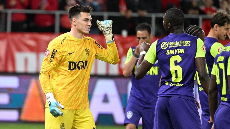 VIDEO | Dinamo - CFR Cluj, ACUM LIVE, pe Prima Sport 1 şi PrimaPlay.ro! Ardelenii, mai periculoşi în repriza secundă
