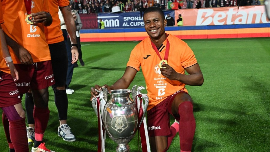 Mohammed Kamara pleacă de la CFR Cluj şi semnează cu alt club din play-off