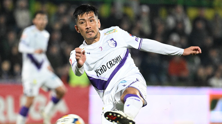 Takayuki Seto pleacă de la FC Argeş dar continuă în România, la 40 de ani: "Vreau să mai joc!" | EXCLUSIV