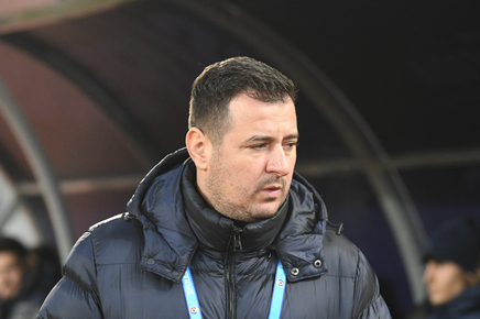 Fostul mare internaţional l-a criticat vehement pe Ianis Zicu după plecarea de la Farul: "Bă, băiatule, dacă aş fi preşedinte, nu te-aş mai lua niciodată! Cum să plec eu când arde casa"