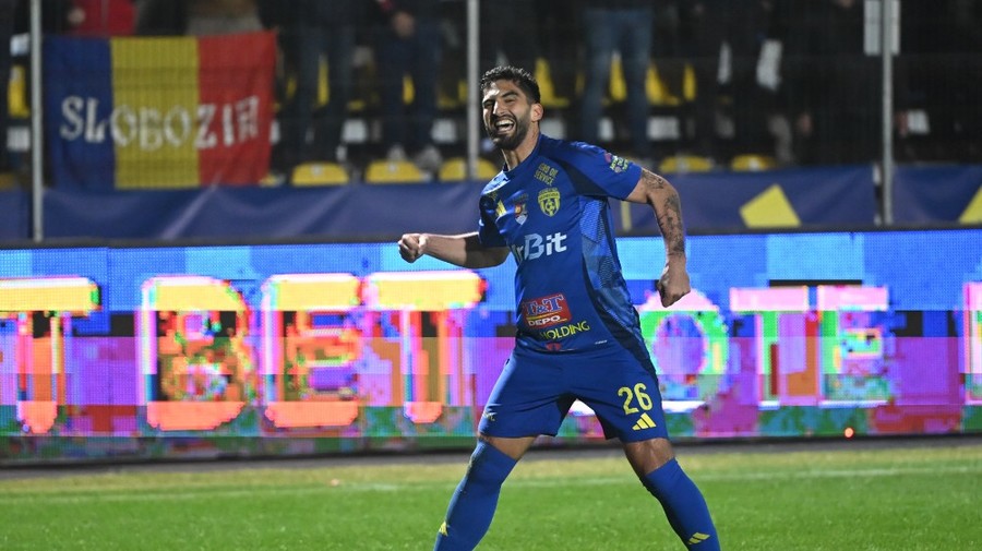 După FC Argeş, încă două cluburi din SuperLiga au intrat în cursa pentru semnătura lui Renato Espinosa