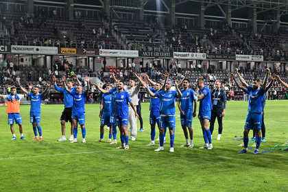 Veste bună pentru Universitatea Craiova! Fotbalistul a trecut peste accidentare şi poate juca contra lui U Cluj