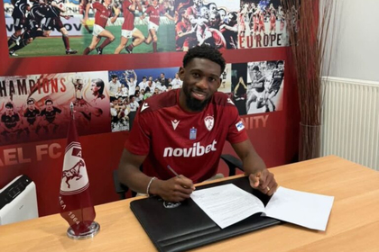 Dylan Batubinsika se umple de bani la FCSB. Cum a devenit fundaşul congolez unul dintre cel mai bine plătiţi jucători din Superliga

