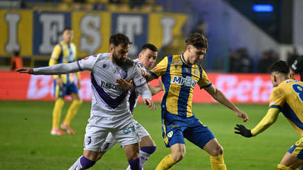 VIDEO | FC Argeş - Petrolul, ASTĂZI, de la 21:30, LIVE pe Prima Sport 1 şi PrimaPlay.ro! Duel de tradiţie la Mioveni