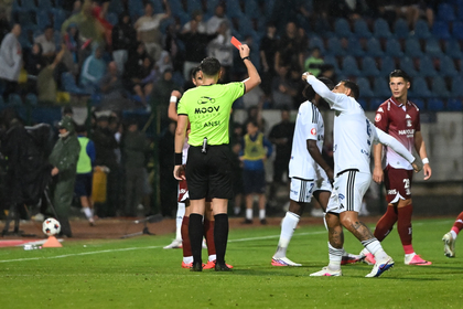 „A simţit o mână pe el şi a căzut”! Cum a comentat Alexandru Paşcanu faza în urma căreia Rapid a pierdut victoria la Botoşani