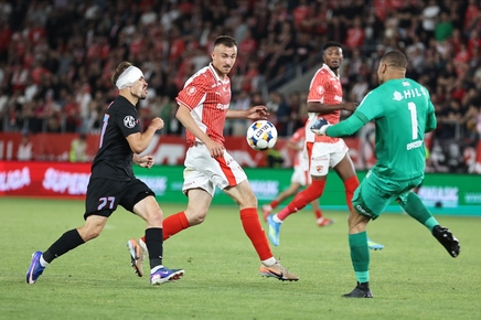 Probleme la Dinamo! Unul dintre titularii sezonului trecut s-a operat de urgenţă şi a ratat transferul 