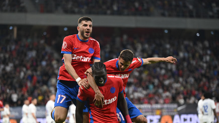 Lovitură pentru FCSB! Un fundaş de bază a suferit o infiltraţie şi va lipsi două luni
