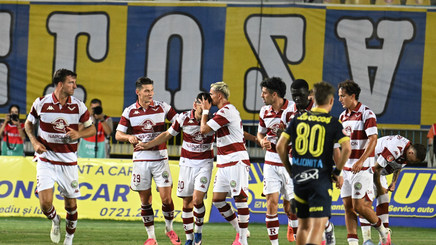 UTA vrea să dea lovitura pe final de mercato şi să transfere un jucător de la Rapid: „Este una dintre opţiunile noastre” 