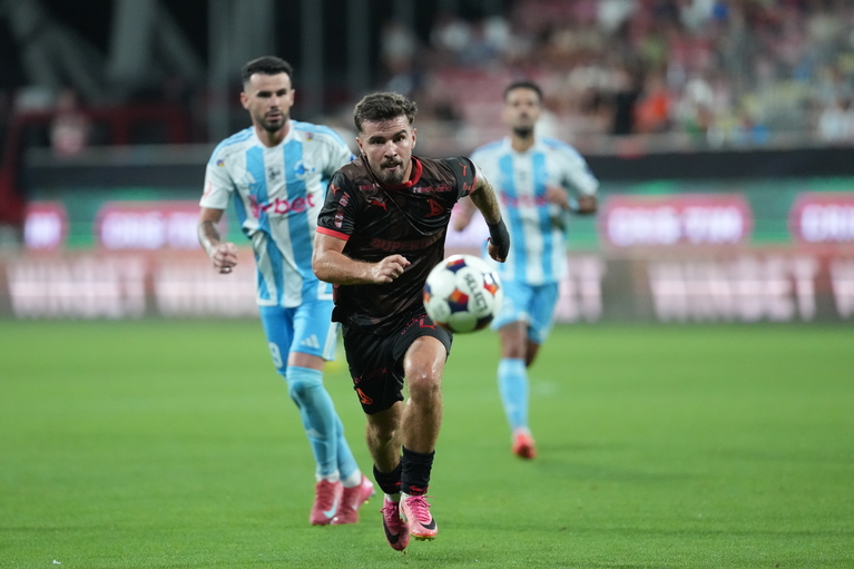 Dinamo e pe primul loc, iar Armstrong are un obiectiv uriaş! Ce îşi doreşte scoţianul: „O să muncesc pentru asta mereu”