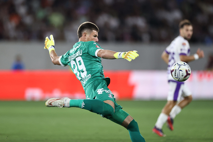 Bogdan Ungureanu, amintiri de la debutul cu Rapid! Portarul care îi ţine spatele lui Marian Aioani a povestit cum a făcut faţă FCSB-ului: „Aveam emoţii şi tremuram tot”
