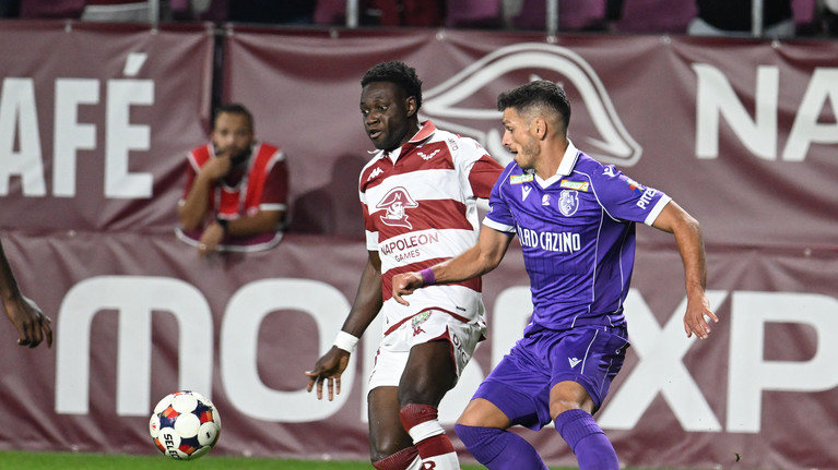 VIDEO | Rapid - FC Argeş, LIVE pe Prima Sport 1 şi PrimaPlay.ro! VAR corectează decizia din teren şi validează reuşita lui Grameni