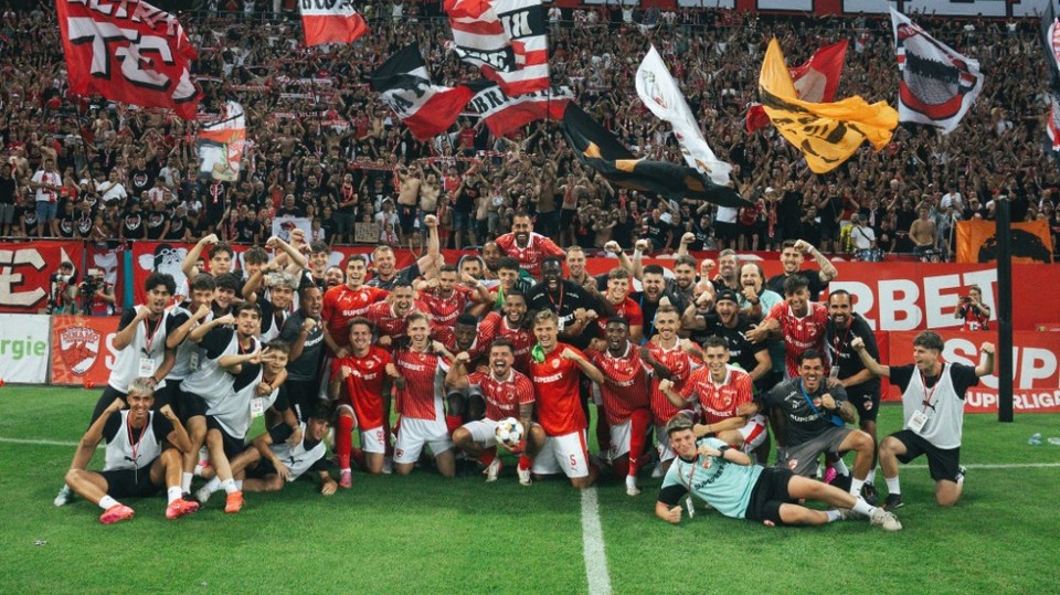 //i0.1616.ro/media/581/3142/38109/22804340/1/dinamo.jpg