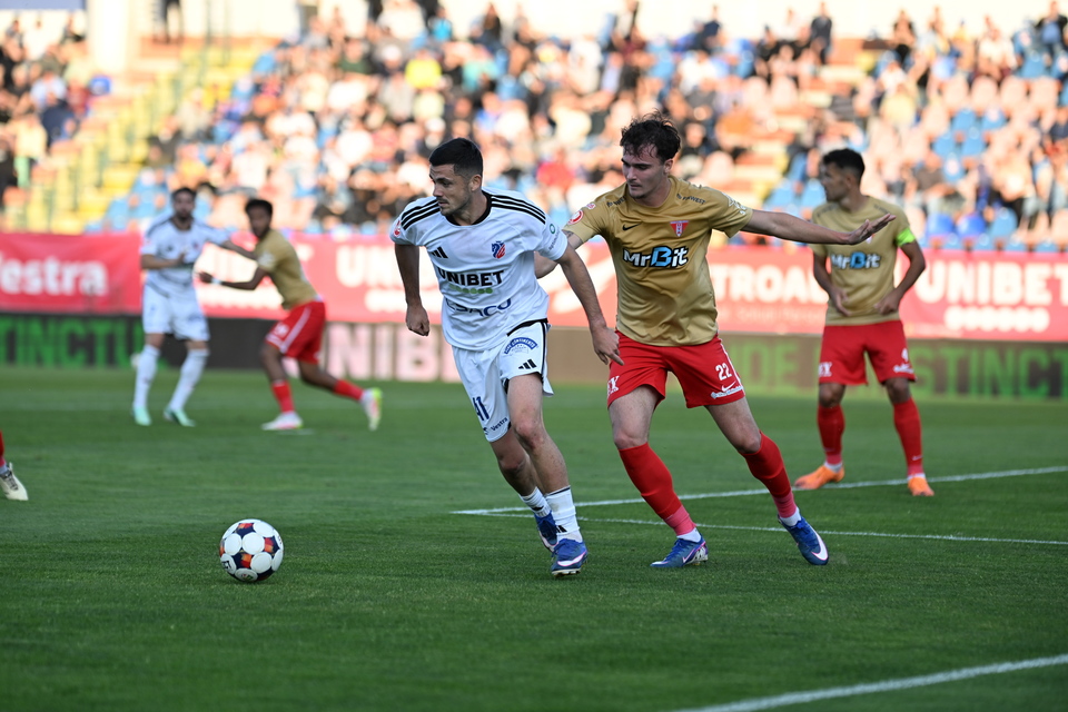 //i0.1616.ro/media/581/3142/38109/22815172/2/fc-botosani-uta-arad-superliga-superbet-10-10-2026.jpg