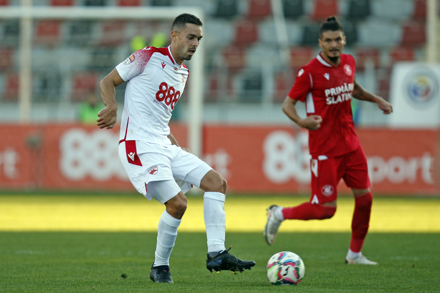 VIDEO | Dinamo - CSC Dumbrăviţa 4-1. ”Roş-albii” fac spectacol şi urcă în clasamentul Ligii 2