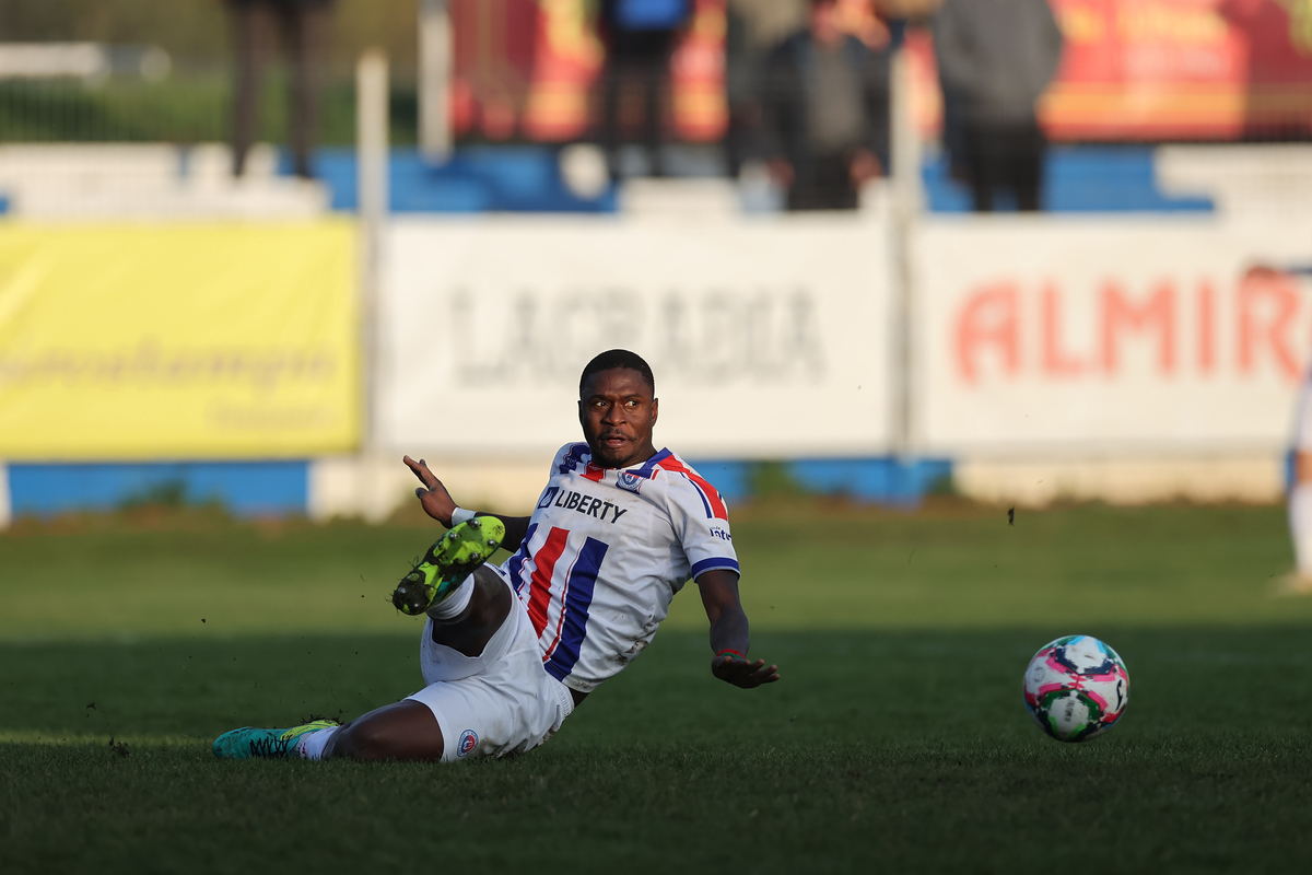 FC Hermannstadt a ratat victoria cu Poli Iaşi. Petrişor Petrescu a ratat un  penalty în ultimile minute de joc