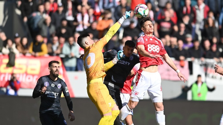 VIDEO | Dinamo - Gloria Buzău 1-1. ”Câinii” au reuşit doar egalul în prima etapă a play-off-uluii Ligii 2