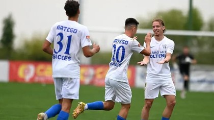 Corvinul Hunedoara, învinsă de Viitorul Târgu Jiu într-un meci cu trei goluri marcate. Rezultatele zilei din Liga 2