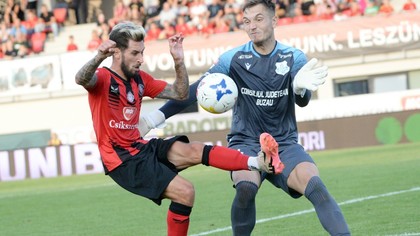 VIDEO | Csikszereda - Metalul Buzău 4-2. Ciucanii s-au impus în cea mai spectaculoasă partidă a etapei din Liga 2. Câte o reuşită superbă de ambele părţi