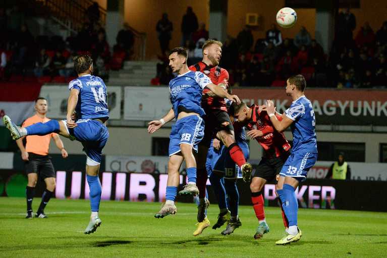 VIDEO | Csikszereda - CSM Focşani 1-0. Liderul ligii secunde a avut serios de muncit cu penultima clasată