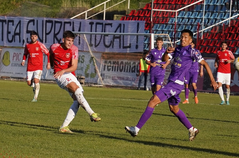 VIDEO | Şelimbăr - FC Argeş 0-0. Etapa din liga secundă începe anost