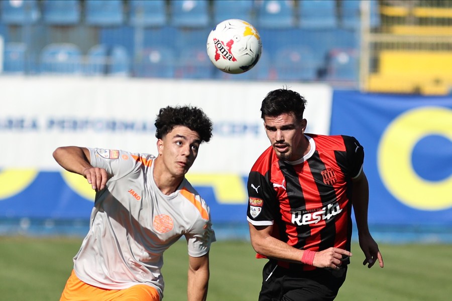 VIDEO | Metaloglobus - ACSM Reşiţa 0-4! Echipa lui Flavius Stoican s-a distrat în prima etapă din play-off