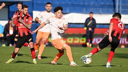 VIDEO | Metaloglobus - Csikszereda 0-1! "Ciucanii" sunt tot mai aproape de Superligă