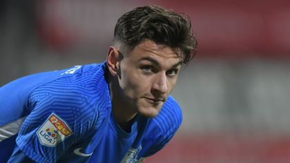 George Ganea s-a întors în fotbalul românesc şi a fost prezentat oficial. ”Vreau să ajut clubul, colegii, antrenorul”