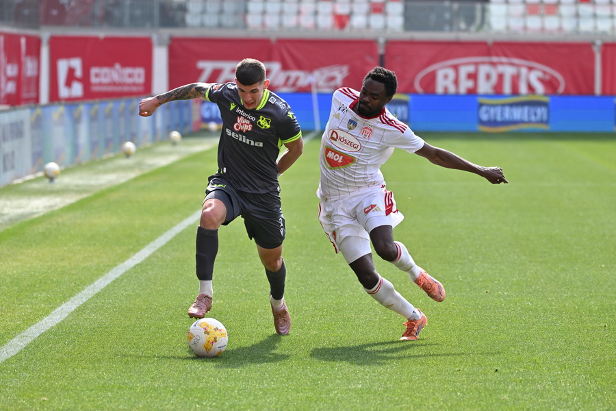 VIDEO | FC Bihor - Sepsi 3-2. Returul din play-off-ul ligii secunde începe superb! Victoria s-a decis în minutul 90+3