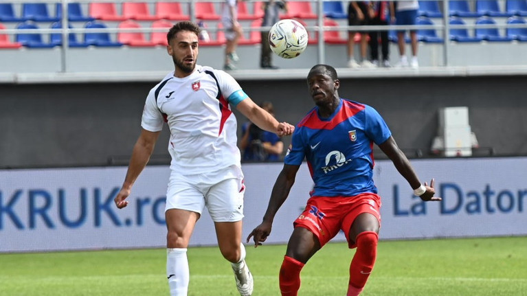 VIDEO | Chindia Târgovişte - Şelimbăr 4-0. Gazdele au făcut recital! Fază de cascadorii râsului la primul gol