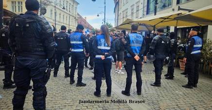 Incidente înaintea meciului dintre Steaua Bucureşti şi Politehnica Timişoara. Jandarmii au folosit gaze lacrimogene