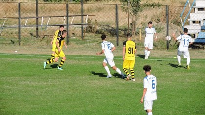 Situaţie incredibilă după un meci din Cupa României! Şoferul autocarului a plecat de la stadion fără fotbalişti