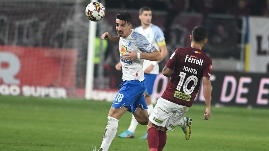 VIDEO | Rapid - Farul 0-2. Trupa lui Hagi câştigă derby-ul etapei a doua din Cupă. Protest inedit al fanilor giuleşteni