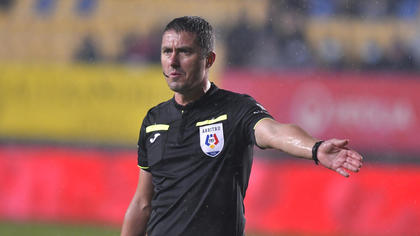 Adrian Cojocaru arbitrează meciul Sepsi - CFR Cluj, din semifinalele Cupei României. Partida este miercuri, ora 19:00, în direct pe Prima Sport 1