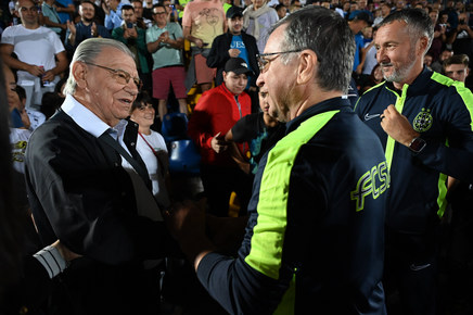 VIDEO | Marele Emeric Ienei, spectator de lux la FC Bihor - FCSB