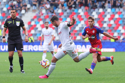VIDEO ǀ Steaua - ”U” Cluj 1-3. Finalista de anul trecut se impune fără probleme
